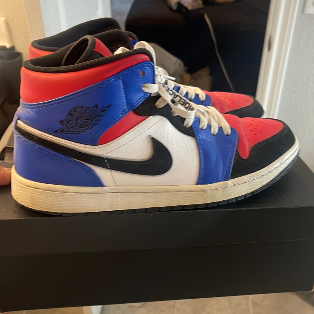 Top 3 Jordan Mid. Used. Size 12
